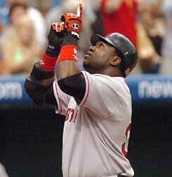 David Ortiz Points to the sky